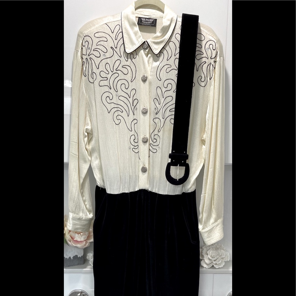 Vintage PG COLLECTIONS by Ginger Bort California-90s black velvet cream jumpsuit